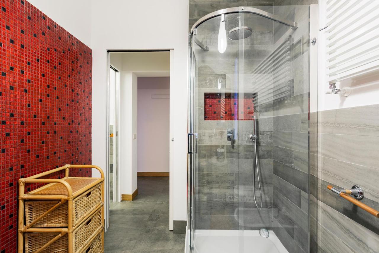 A Retreat In The Heart Of Milan I Via Sapeto Apartment Luaran gambar