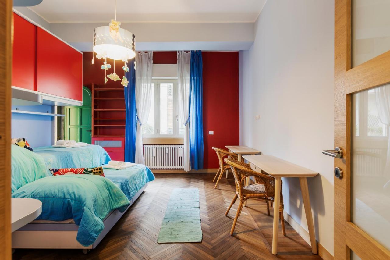A Retreat In The Heart Of Milan I Via Sapeto Apartment Luaran gambar